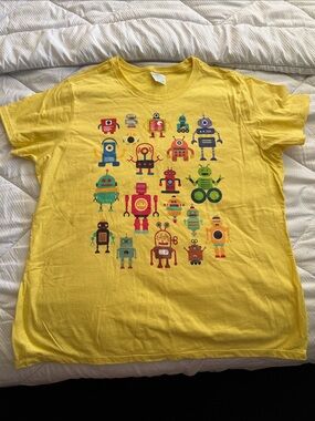 Yellow Robot Graphic Tee womens XL